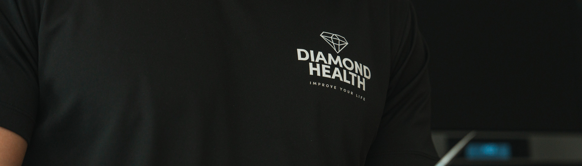 logo diamond health